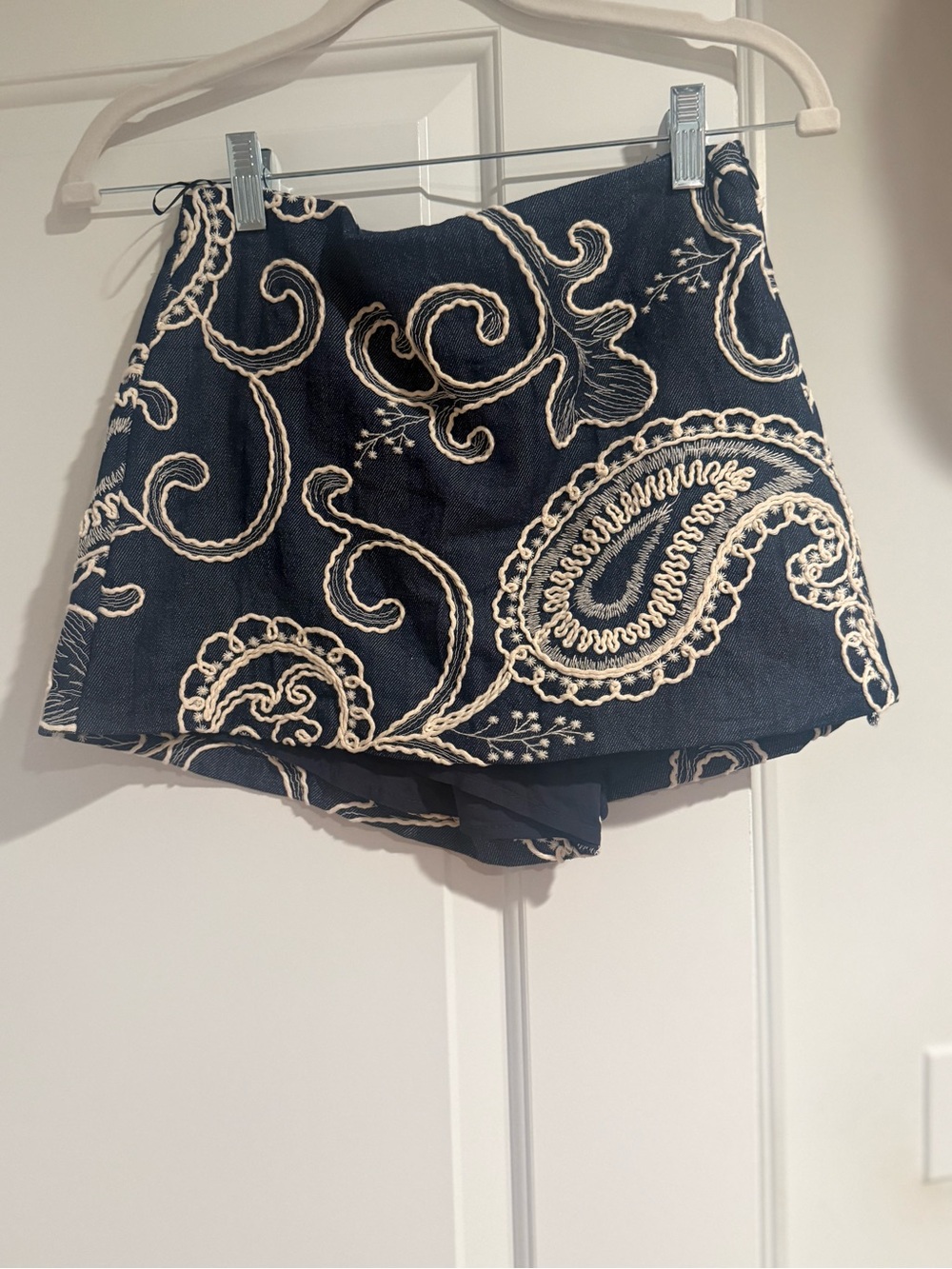 Black Paisley Embroidered Women’s Skort
